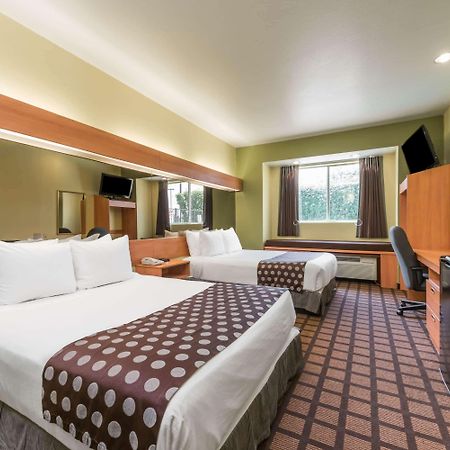 Microtel Inn & Suites By Wyndham Ft. Worth North/At Fossil Fort Worth Exterior foto